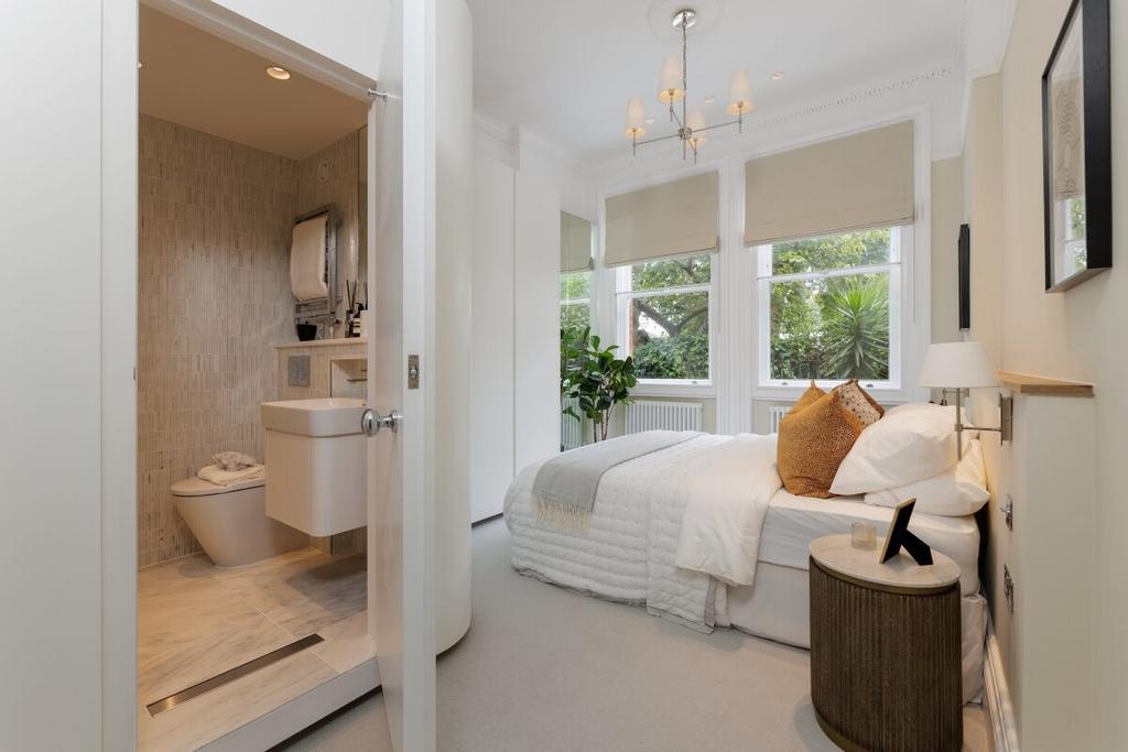 Riverpark Court 3...