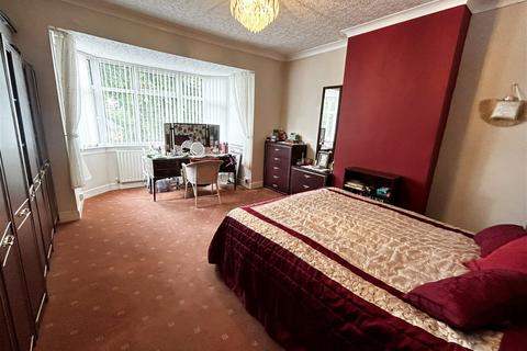 3 bedroom semi-detached house for sale, Tixall Road, Hall Green