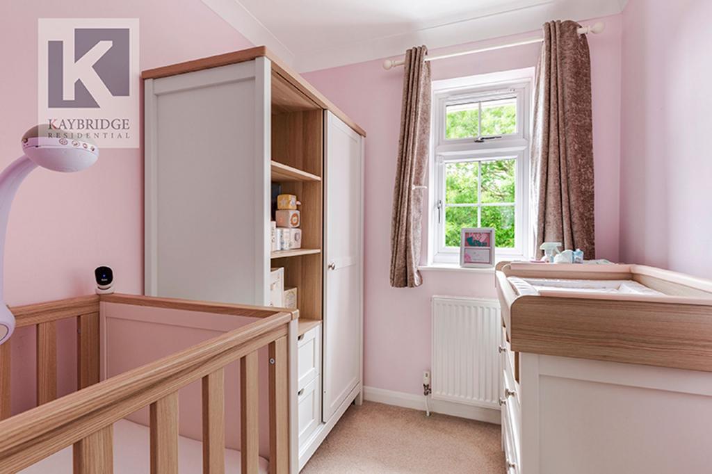 Chelsea Close, Worcester Park - KT4 7 SF