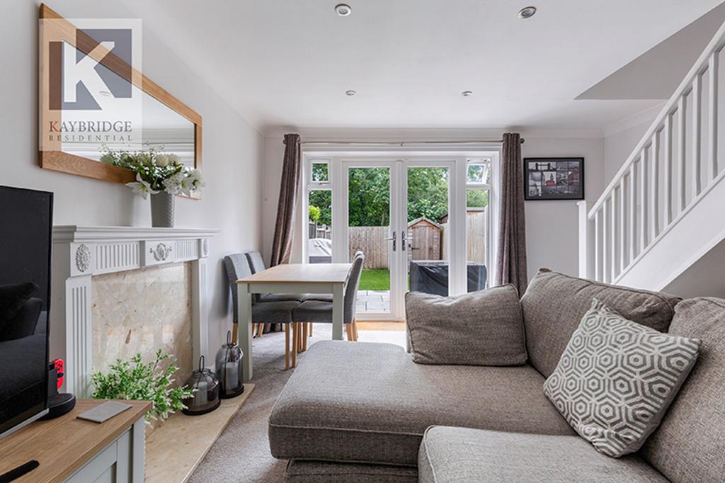 Chelsea Close, Worcester Park - KT4 7 SF