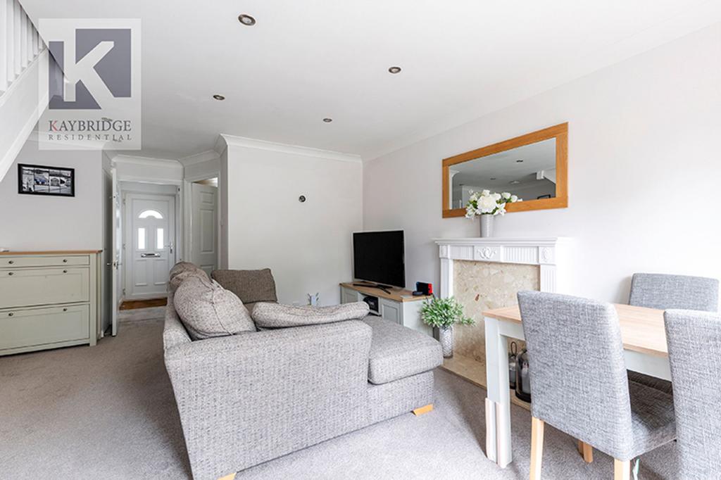 Chelsea Close, Worcester Park - KT4 7 SF