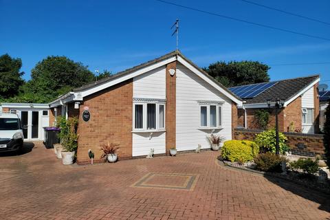 3 bedroom detached bungalow for sale, Wilton Avenue, Chapel St. Leonards, Skegness, PE24 5SG