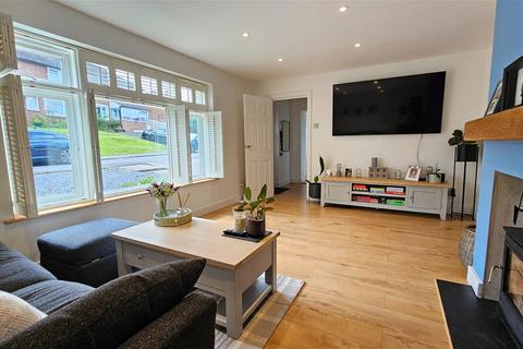 3 bedroom semi-detached house for sale, Pond Close, Newbury RG14