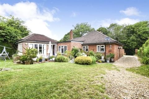 3 bedroom bungalow for sale, Newnham Lane, Basingstoke RG24