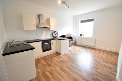 1 bedroom flat to rent, 2-6 Friern Park,  London, N12