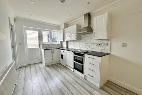 1 bedroom apartment to rent, Butts Green Road, Hornchurch