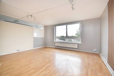 2 bedroom apartment for sale, Hersham Road, WALTON-ON-THAMES, KT12