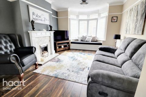 12 Crabgate Drive, Skellow, Doncaster, DN6 8LD
