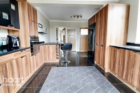 12 Crabgate Drive, Skellow, Doncaster, DN6 8LD