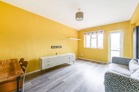 2 bedroom flat for sale, Lochinvar Street, Nightingale Triangle, London, SW12