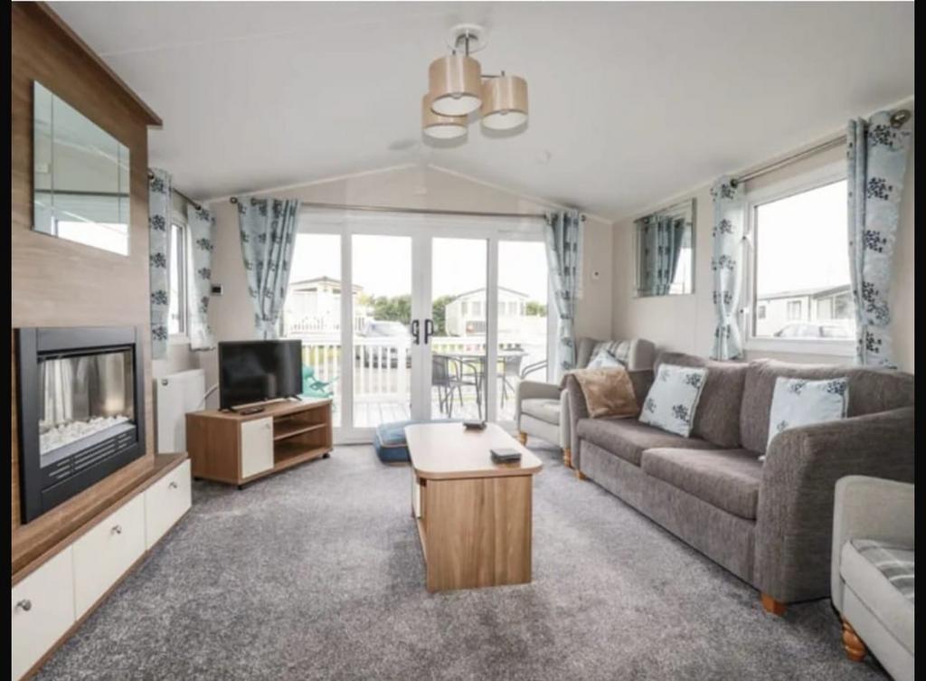 2020 Willerby Avonmore  Living Room