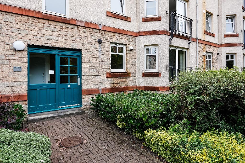 Sinclair Place, Edinburgh EH11 2 bed flat to rent £1,400 pcm (£323 pw)