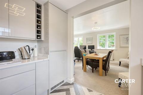 169 Caspian Way, Purfleet-on-thames, RM19 1LA