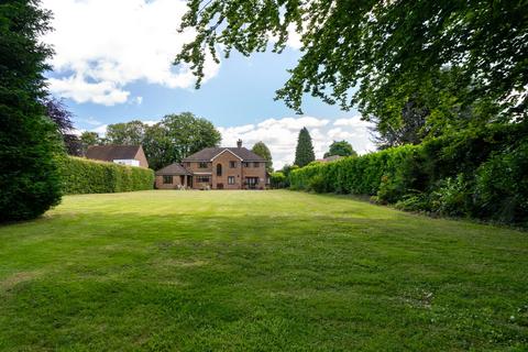 Jasmine Cottage Station Road, Woldingham, Caterham, CR3 7DA