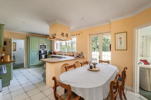 Jasmine Cottage Station Road, Woldingham, Caterham, CR3 7DA