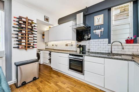 1 bedroom flat for sale, Stockwell Road, London, SW9