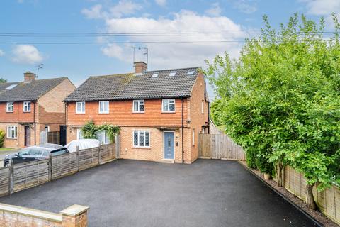 3 bedroom semi-detached house for sale, Drivers Mead, Lingfield, RH7