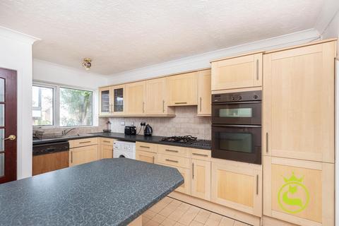 3 bedroom end of terrace house for sale, Britannia Road, Poole BH14