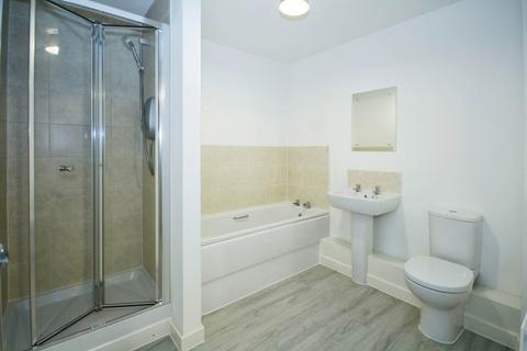 2 bedroom flat to rent, Falcon Way, Bracknell RG12