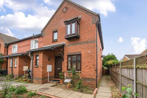 3 bedroom end of terrace house for sale, Torre Abbey, Bedford