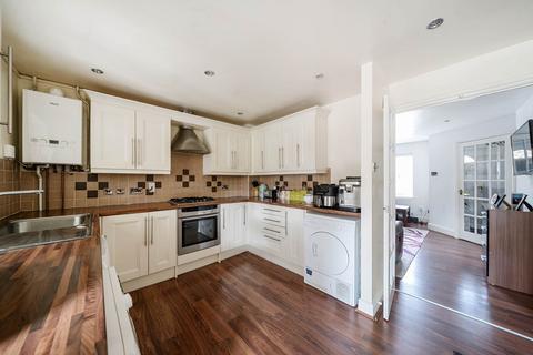 3 bedroom end of terrace house for sale, Torre Abbey, Bedford