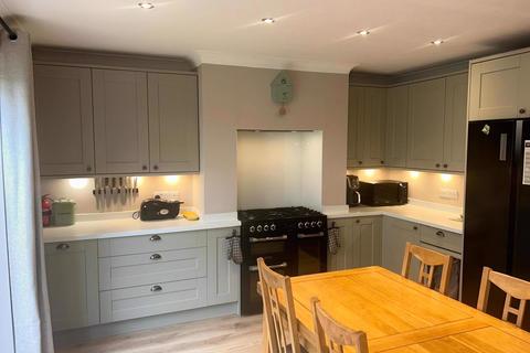 93 Grove Lane, Leeds, LS6 4AL