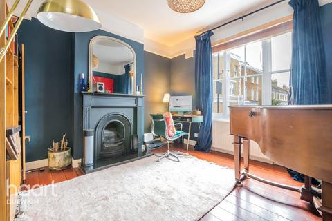 3 bedroom terraced house for sale, Whateley Road, London