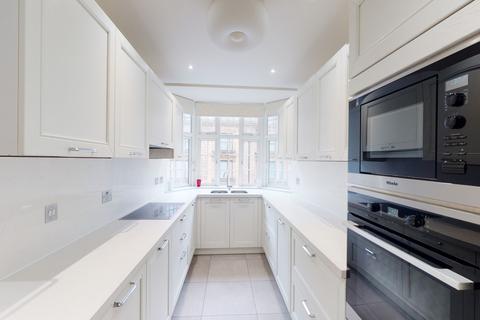 2 bedroom apartment to rent, Brompton Road, London