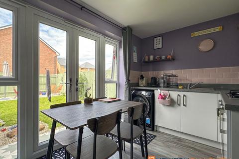 2 bedroom semi-detached house for sale, Halifax Road, 6 NG24