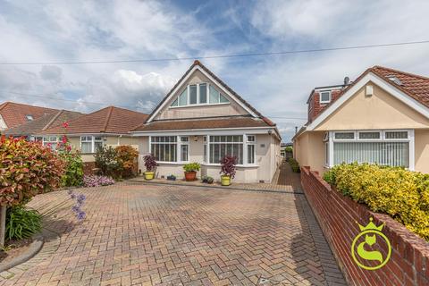 4 bedroom chalet for sale, Woodlands Avenue, Poole BH15
