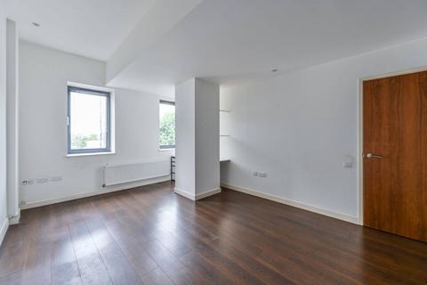 1 bedroom flat for sale, Lumiere Apartments, St John's Hill, Clapham Junction, London, SW11