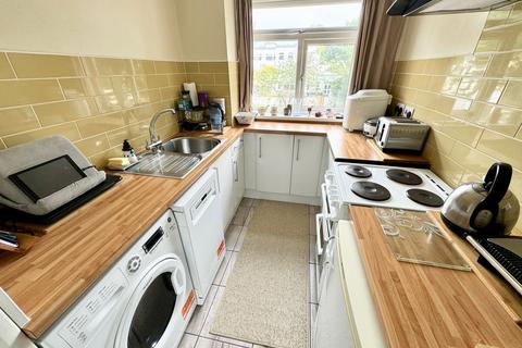 3 bedroom flat for sale, Grove Road, Bournemouth BH1