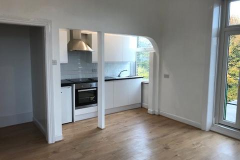 Studio to rent, Parsifal Road, West Hampstead NW6