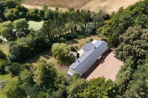 4 bedroom detached bungalow for sale, High Street, Little Bytham