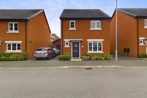 3 bedroom detached house for sale, Lawnspool Drive, Kempsey, Worcester, Worcestershire, WR5