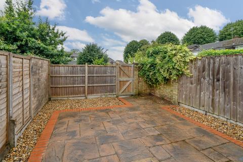 4 Lime Close, Chichester, PO19 6SW