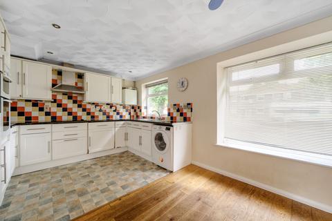 4 Lime Close, Chichester, PO19 6SW