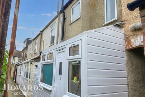 2 bedroom terraced house for sale, Nelson Road, Gorleston