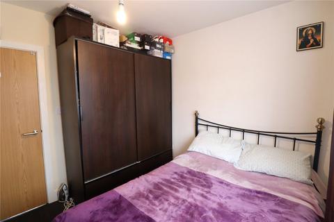 2 bedroom maisonette to rent, Glenwood Close, Middlesex HA1