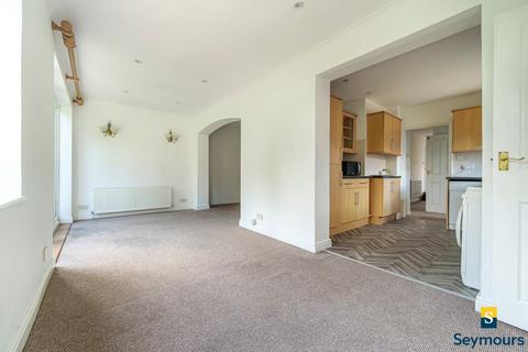 102 Envis Way, Fairlands, Guildford, GU3 3NL