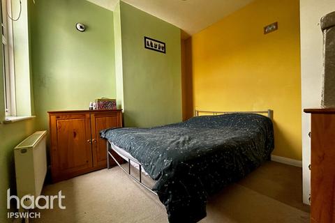 6 Littles Crescent, Ipswich, IP2 8DP