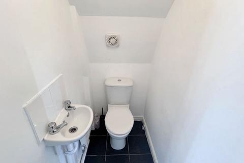 13 Rothbury Drive, Ashington, NE63 8TJ