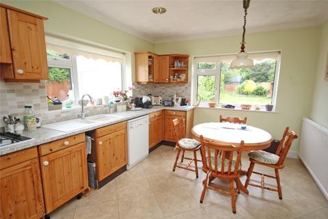 4 bedroom detached house for sale, Cliffe Road, Barton on Sea, New Milton, Hampshire, BH25