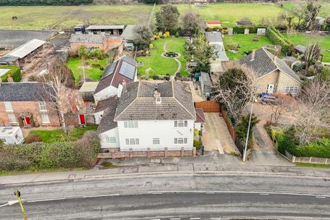 5 bedroom detached house for sale, The White House, Main Road, Terrington St. John, PE14 7RR