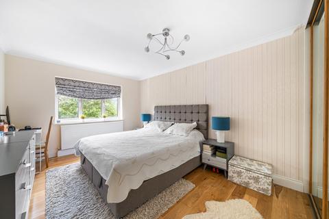 19 Forest Close, Chislehurst, BR7 5QS