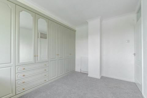 25 Crabtree Close, Redditch, B98 7JT
