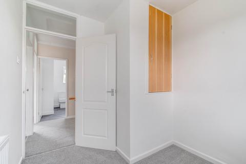 25 Crabtree Close, Redditch, B98 7JT
