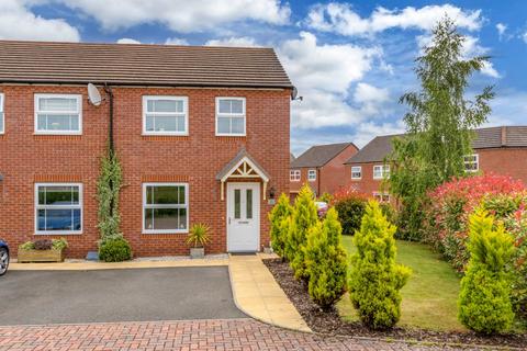 2 bedroom semi-detached house for sale, Hatton Close, Redditch, Worcestershire, B98