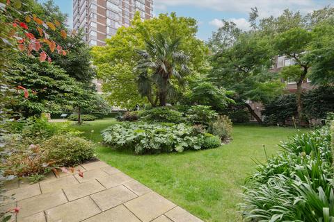 3 bedroom flat for sale, The Quadrangle, Southwick Street, London, W2