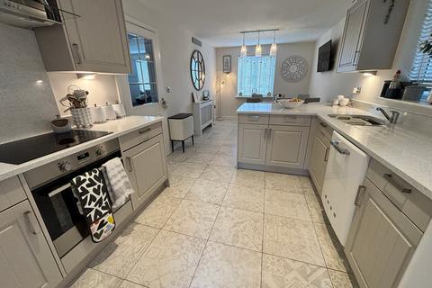 undefined, Maes Elen , Carmarthen SA31
